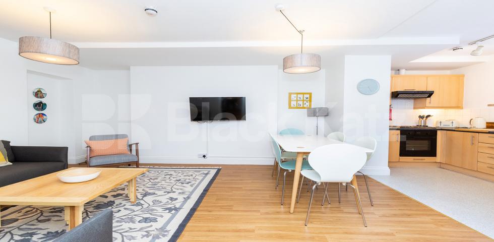 			NEW INSTRUCTION!, 2 Bedroom, 1 bath, 1 reception Flat			 Bedford Place, RUSSELL SQUARE